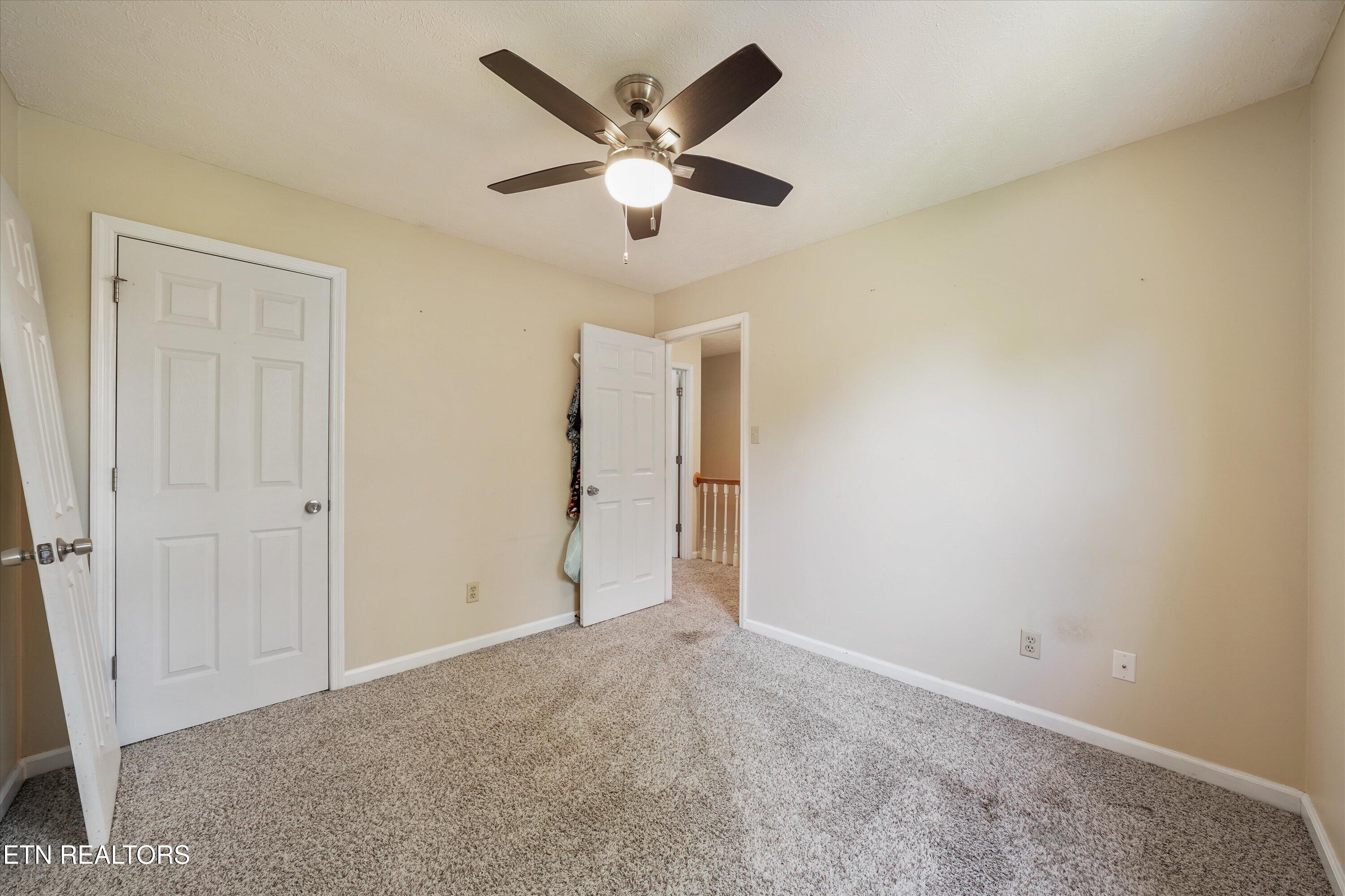 3701 Holgate Lane Powell, TN 37849 - Photo 20 of 38 22-3701 Holgate Ln 04