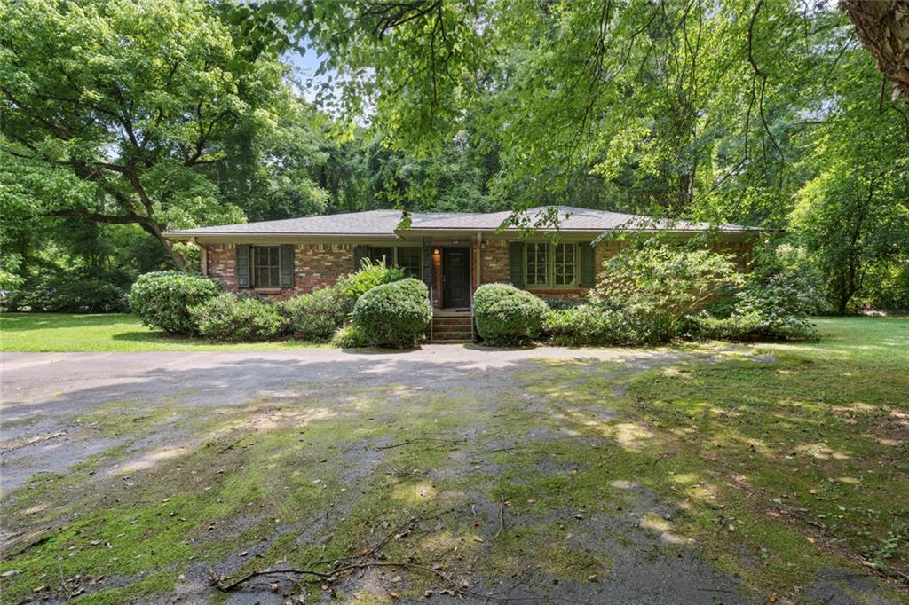 129 Parkside Circle Decatur, GA 30030 - Photo 3 of 62