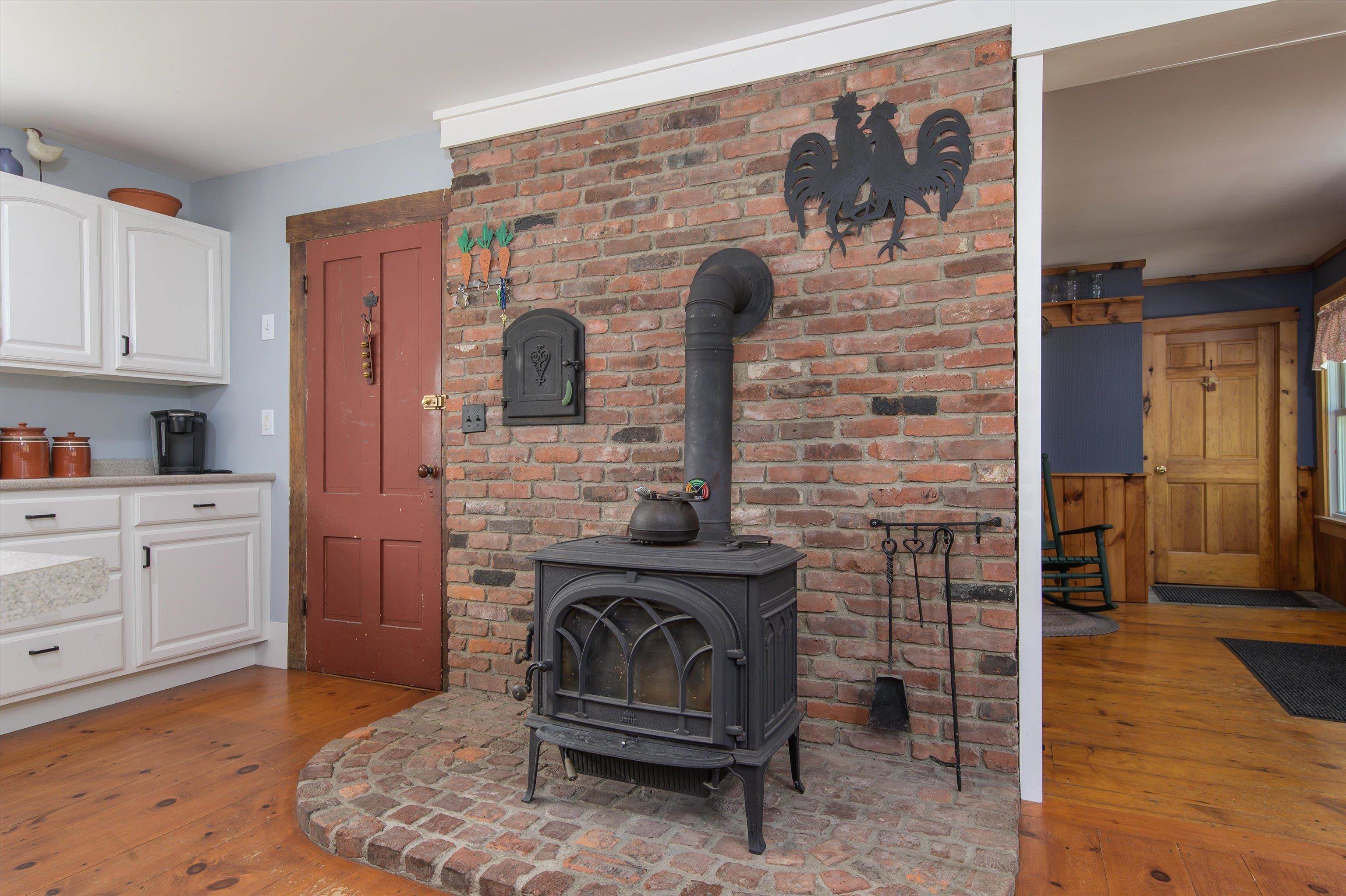 185 Crown Point Road Springfield, VT 05156 - Photo 26 of 51