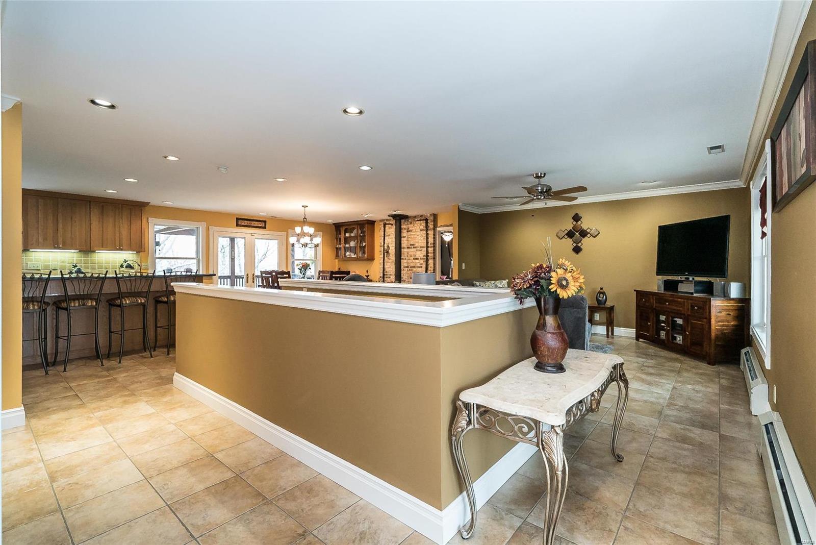 2900 Erb Road St. Louis, MO 63129 - Photo 11 of 88