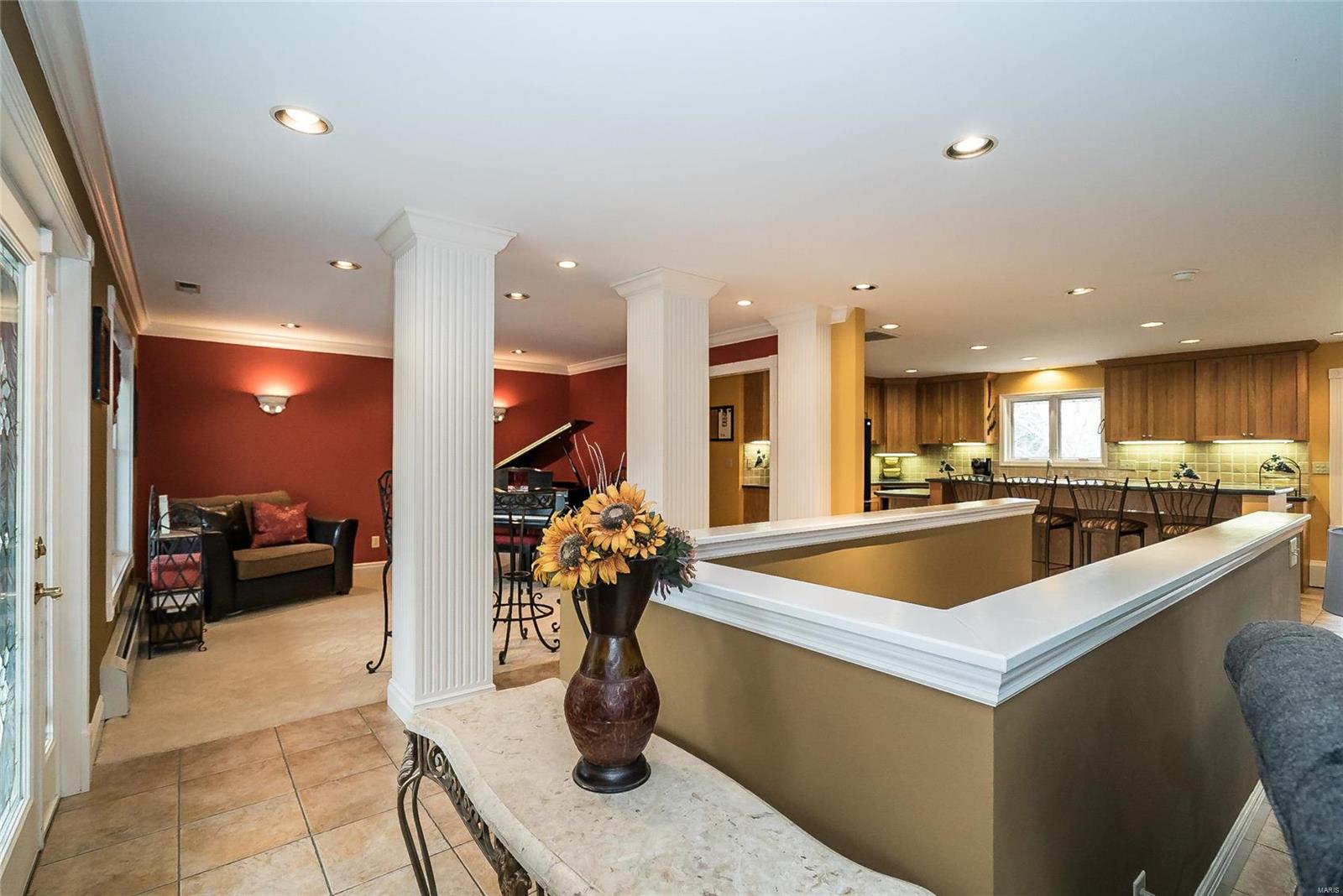 2900 Erb Road St. Louis, MO 63129 - Photo 13 of 88