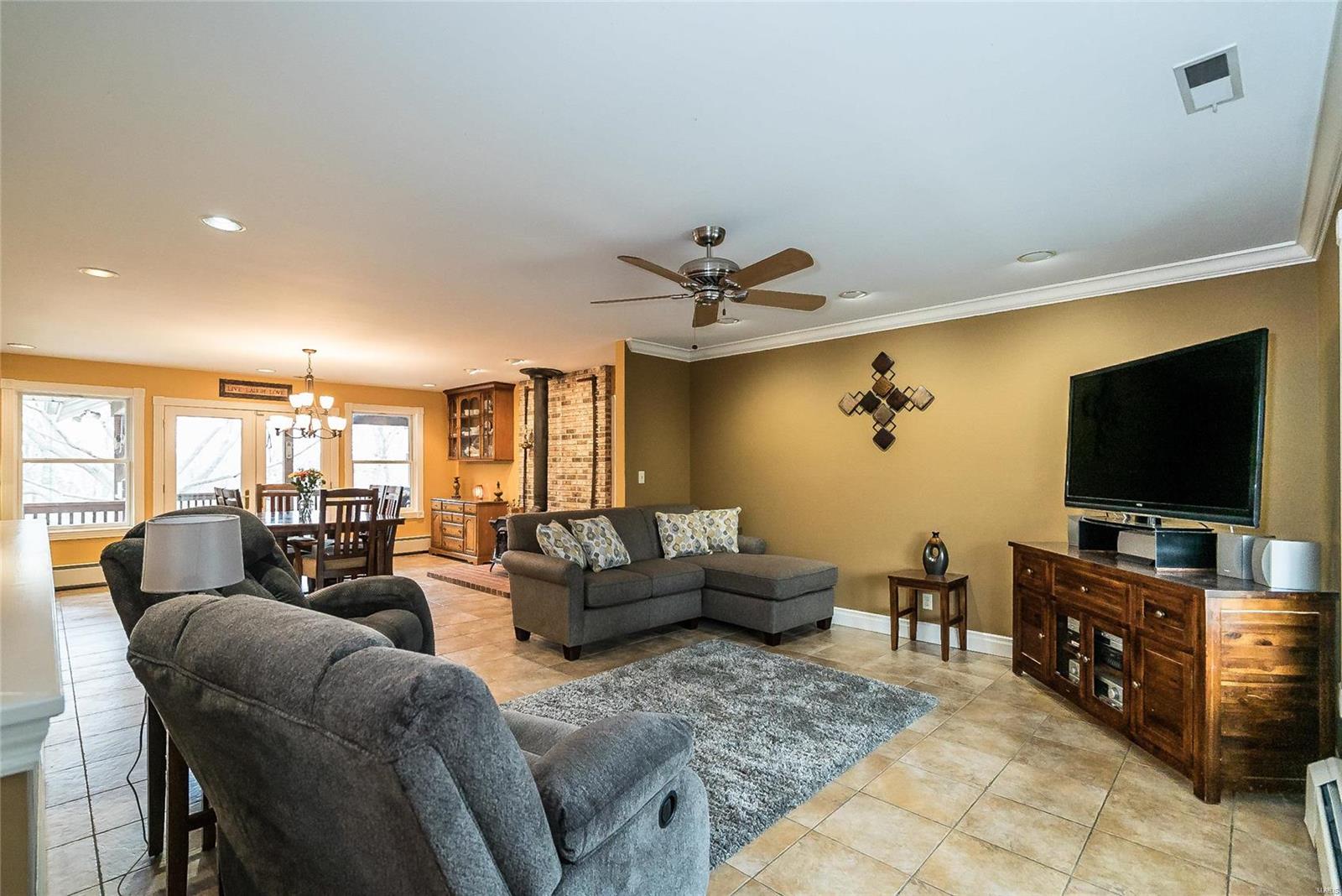 2900 Erb Road St. Louis, MO 63129 - Photo 14 of 88