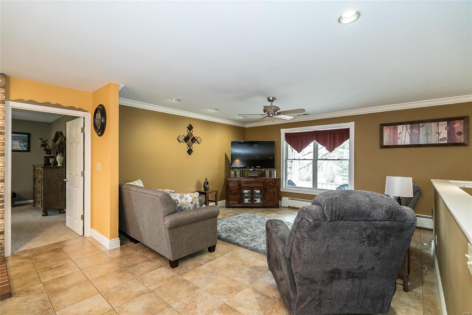 2900 Erb Road St. Louis, MO 63129 - Photo 17 of 88