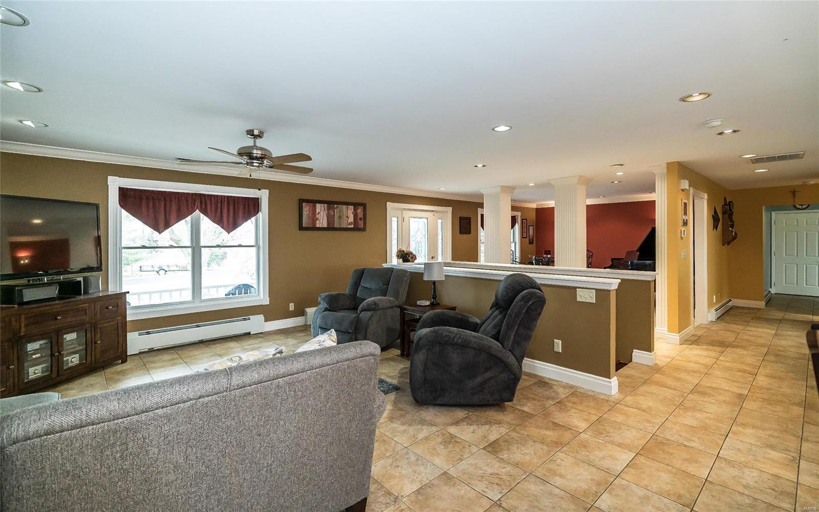 2900 Erb Road St. Louis, MO 63129 - Photo 19 of 88