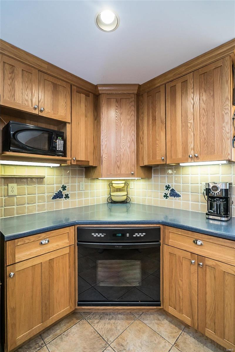 2900 Erb Road St. Louis, MO 63129 - Photo 30 of 88