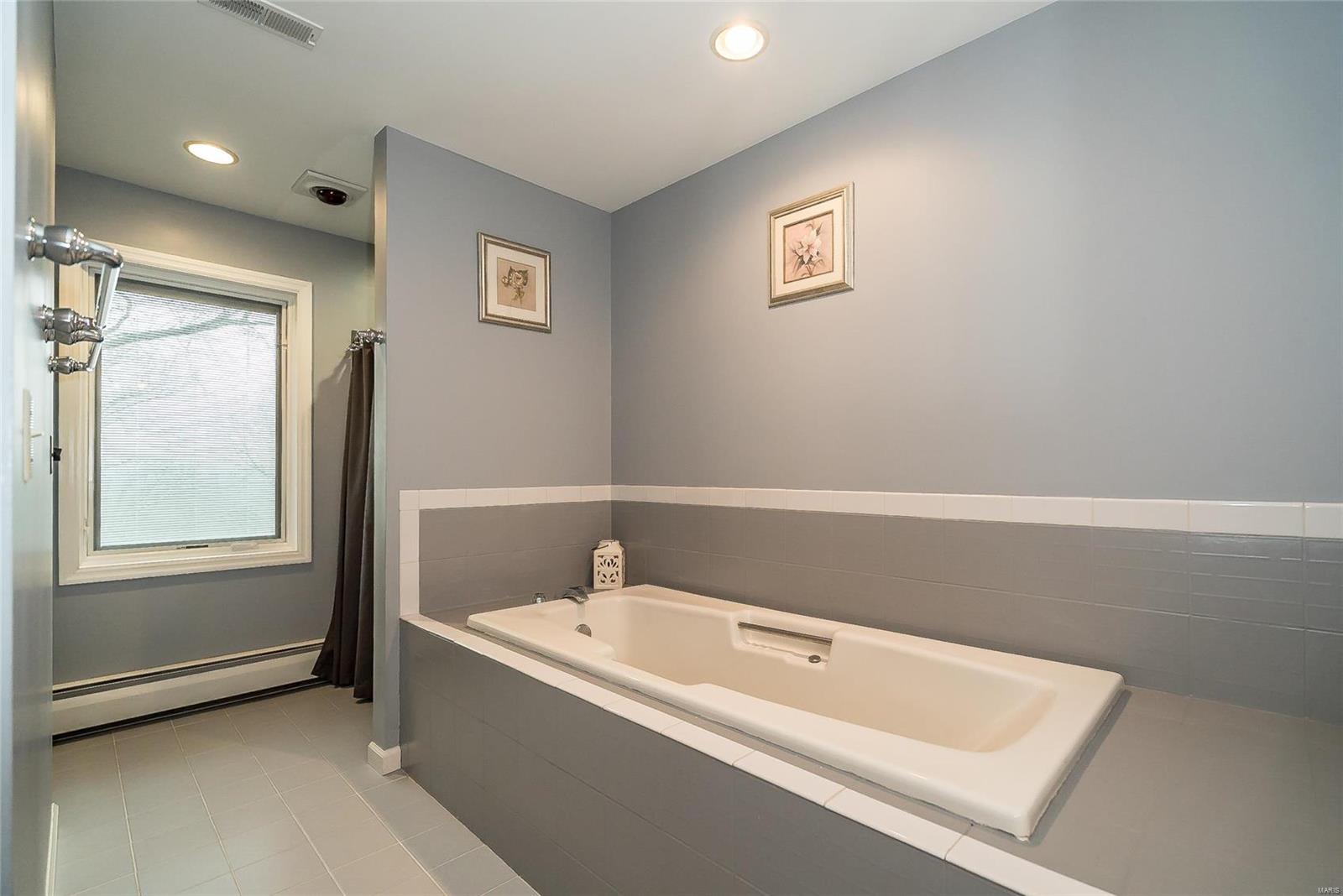 2900 Erb Road St. Louis, MO 63129 - Photo 39 of 88