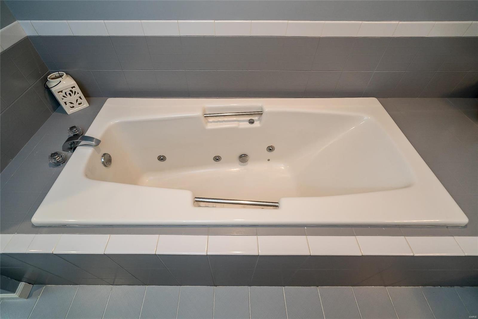 2900 Erb Road St. Louis, MO 63129 - Photo 40 of 88