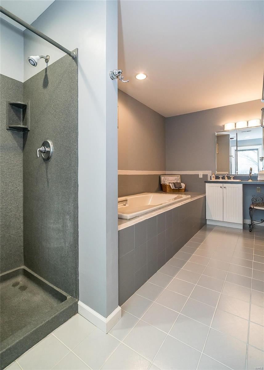 2900 Erb Road St. Louis, MO 63129 - Photo 42 of 88