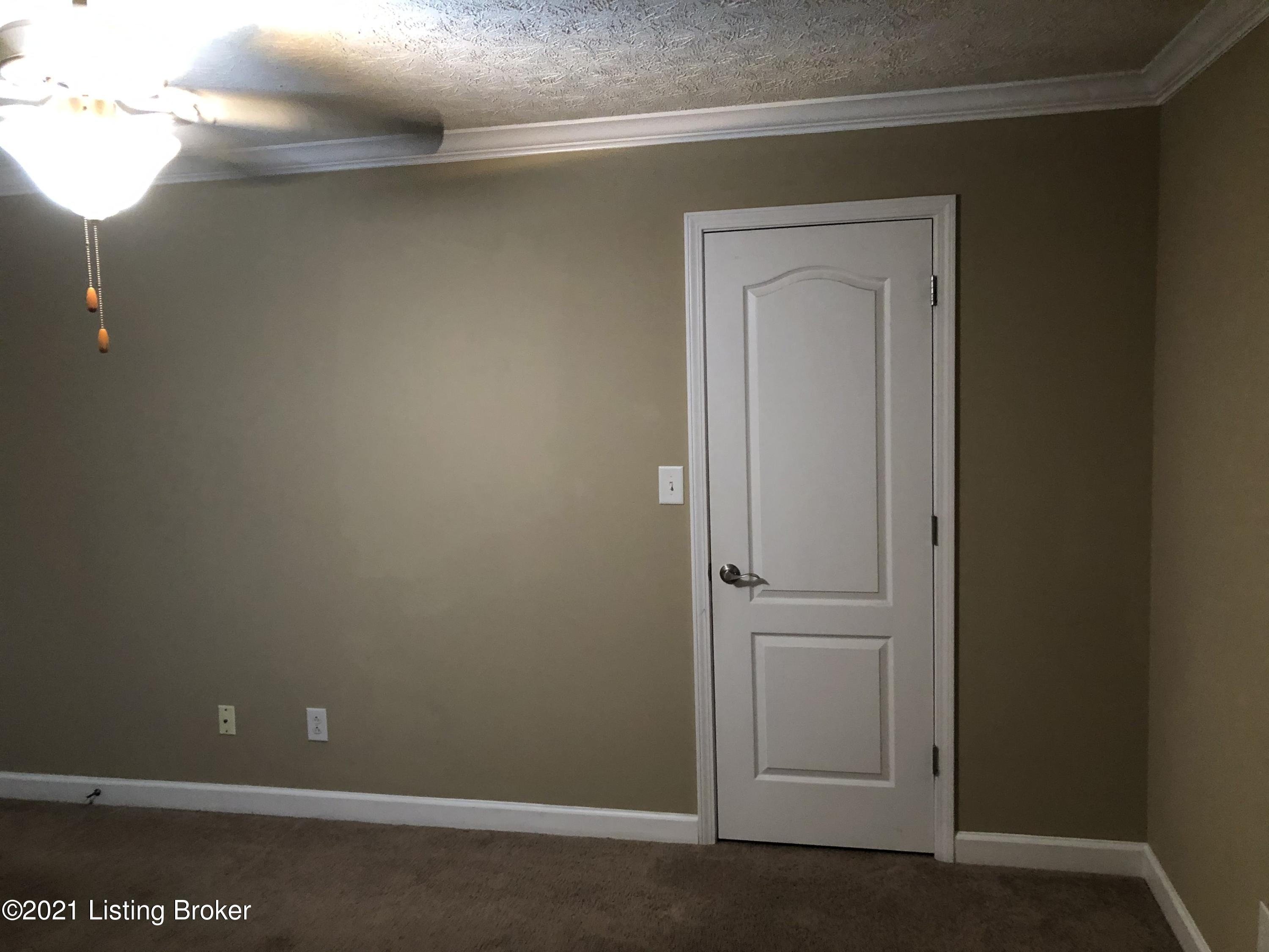 218 Regency Point Path Lexington, KY 40503 - Photo 22 of 24 IMG_1802