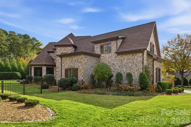 $2,730,000 | 16821 America Cup Road, Cornelius, NC 28031