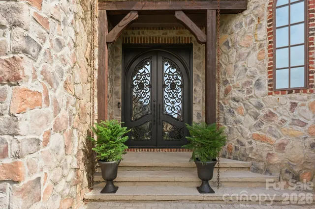 $2,730,000 | 16821 America Cup Road, Cornelius, NC 28031