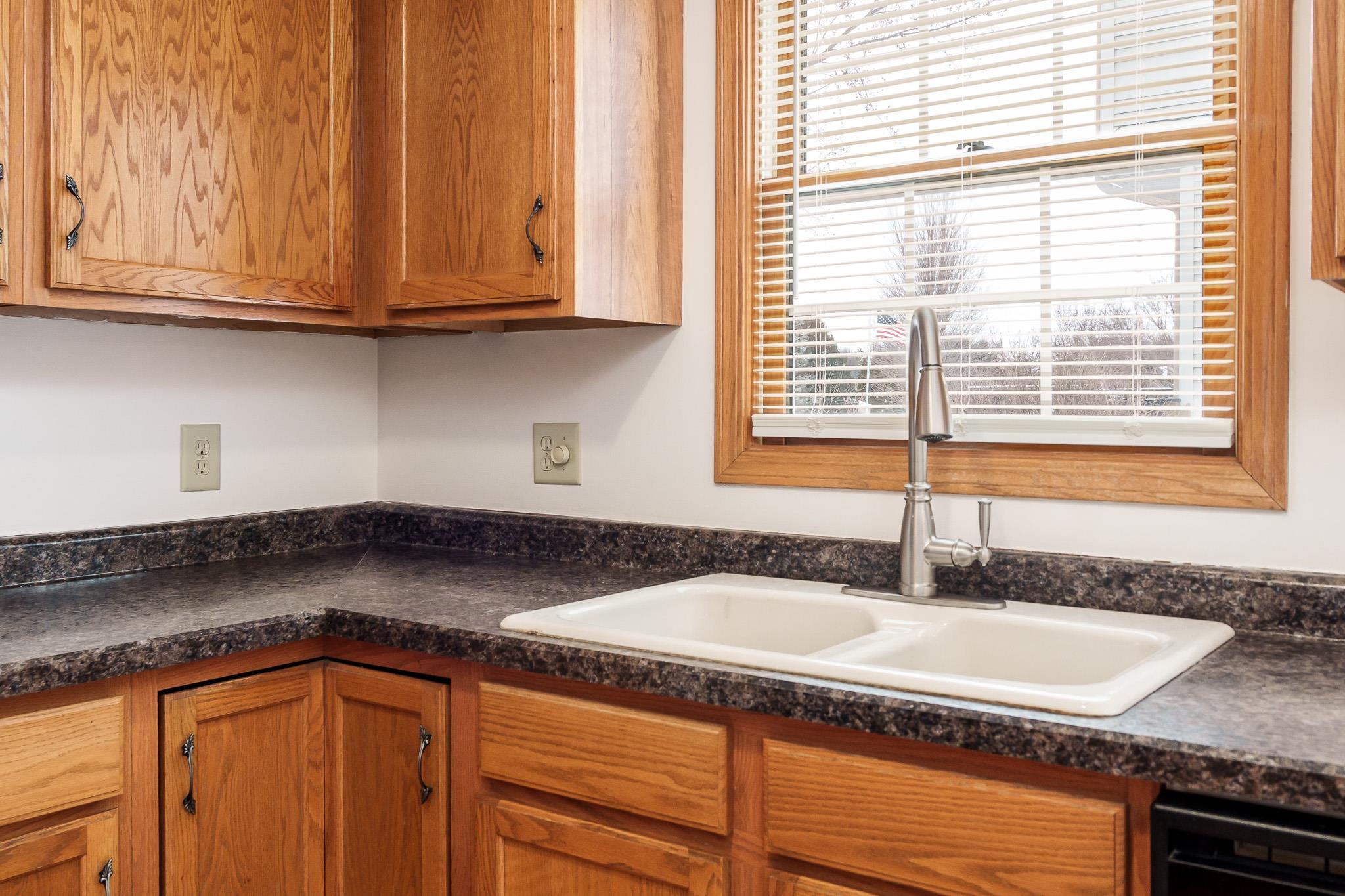 4797 Lindbloom Lane Cherry Valley, IL 61016 - Photo 13 of 44