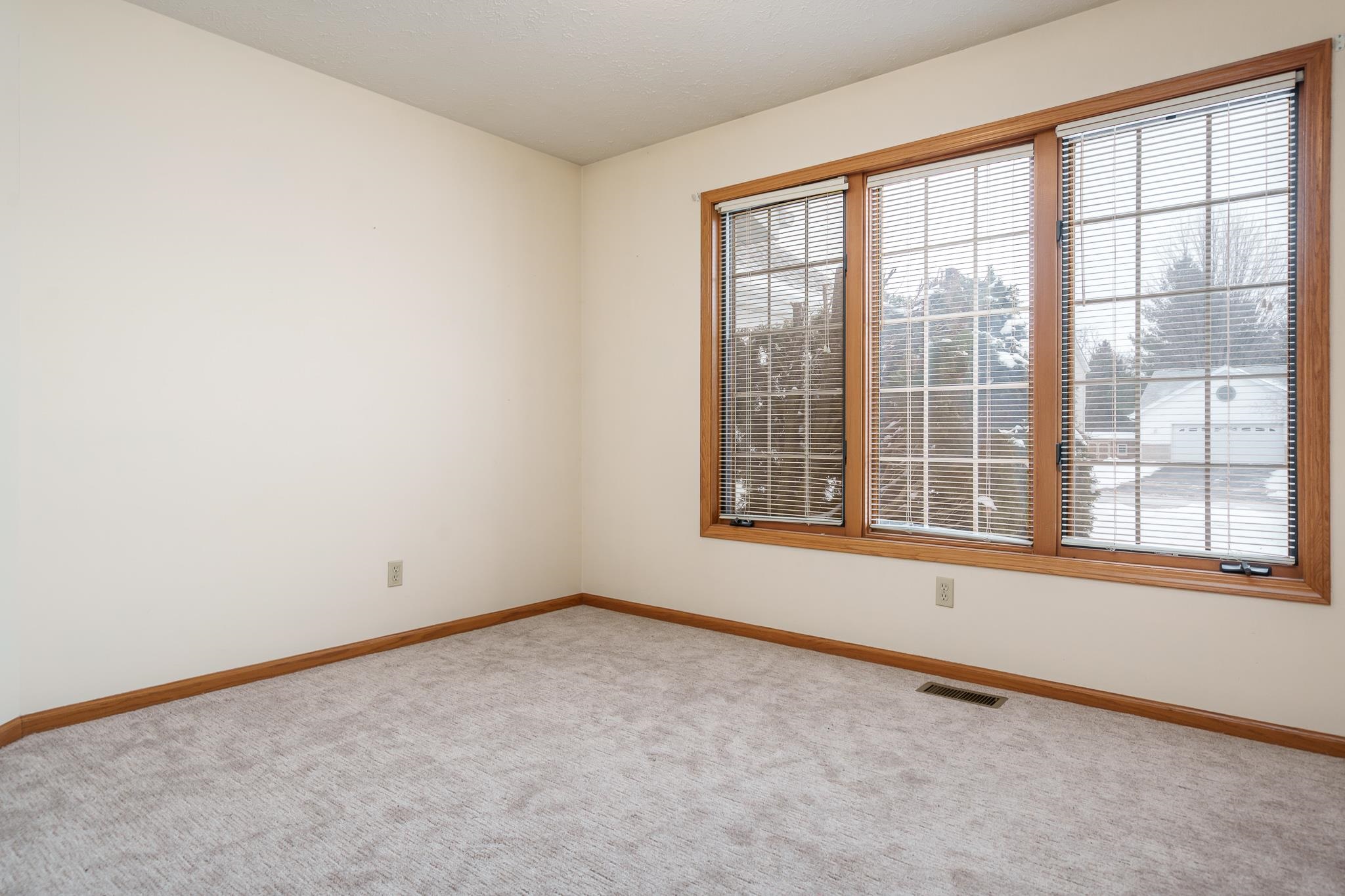 4797 Lindbloom Lane Cherry Valley, IL 61016 - Photo 24 of 44