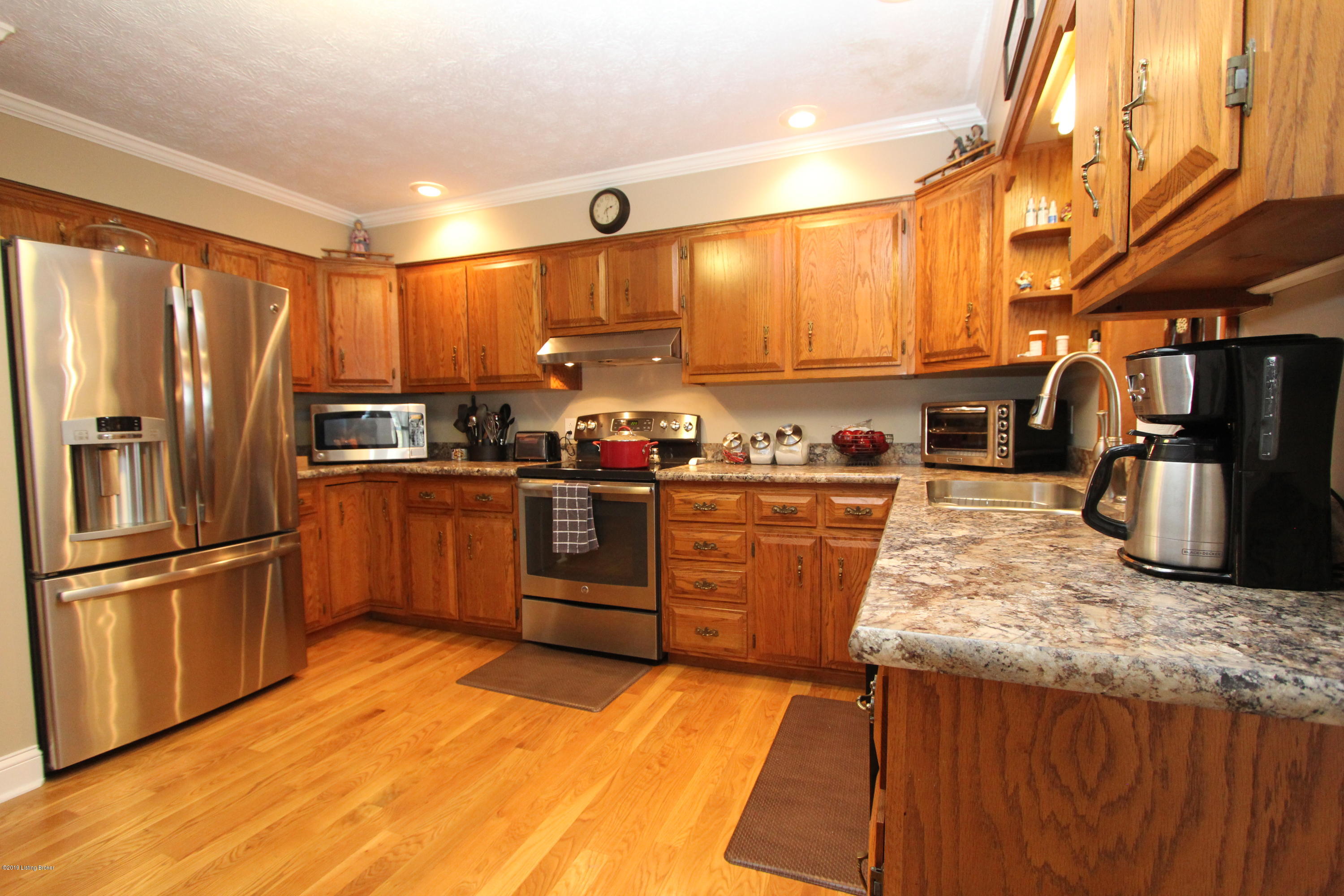1160 Versailles Road Lawrenceburg, KY 40342 - Photo 19 of 42 Kitchen (2)