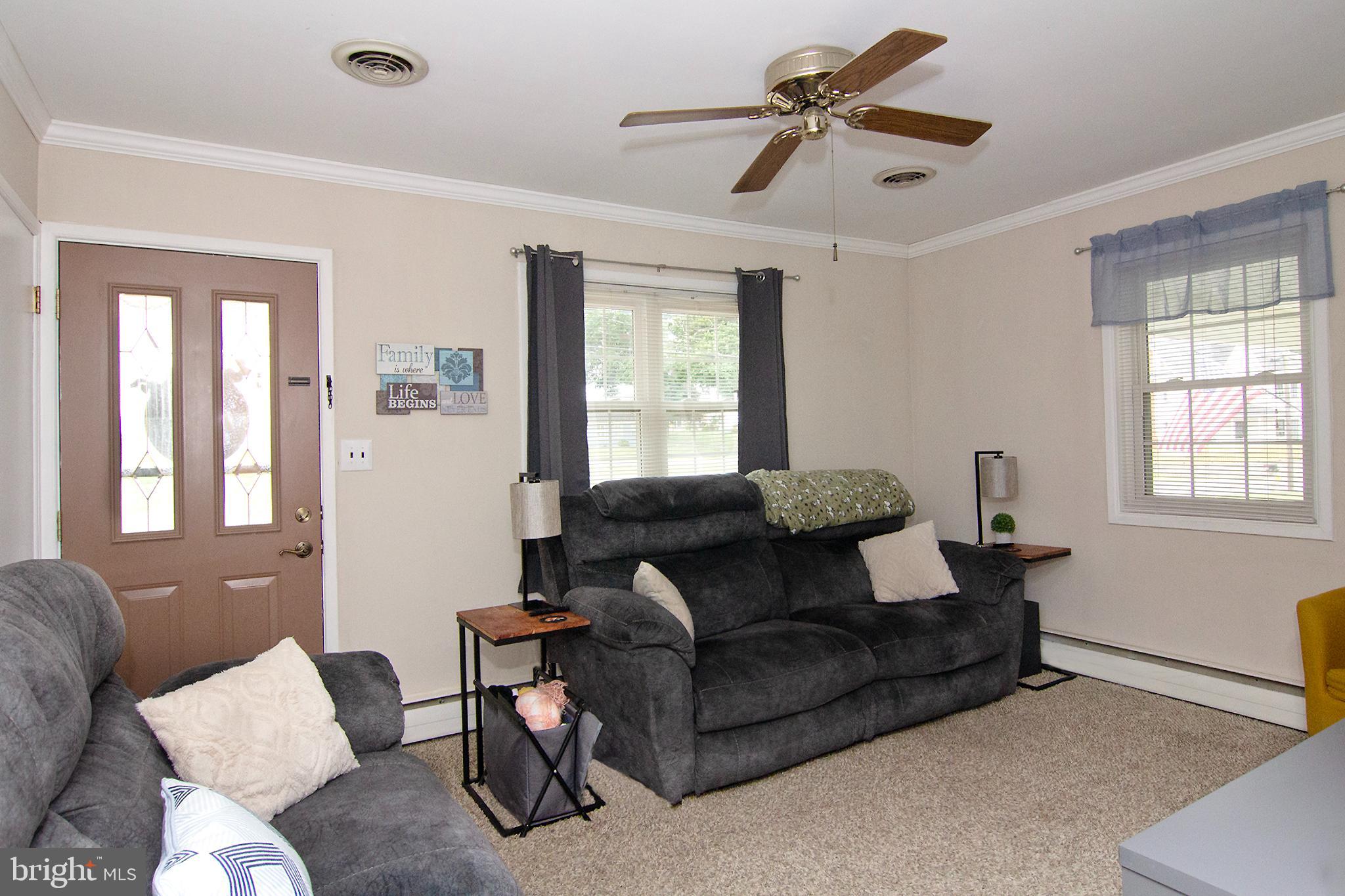 4514 Salem Bottom Road Westminster, MD 21157 - Photo 4 of 46 Gallery Image 4