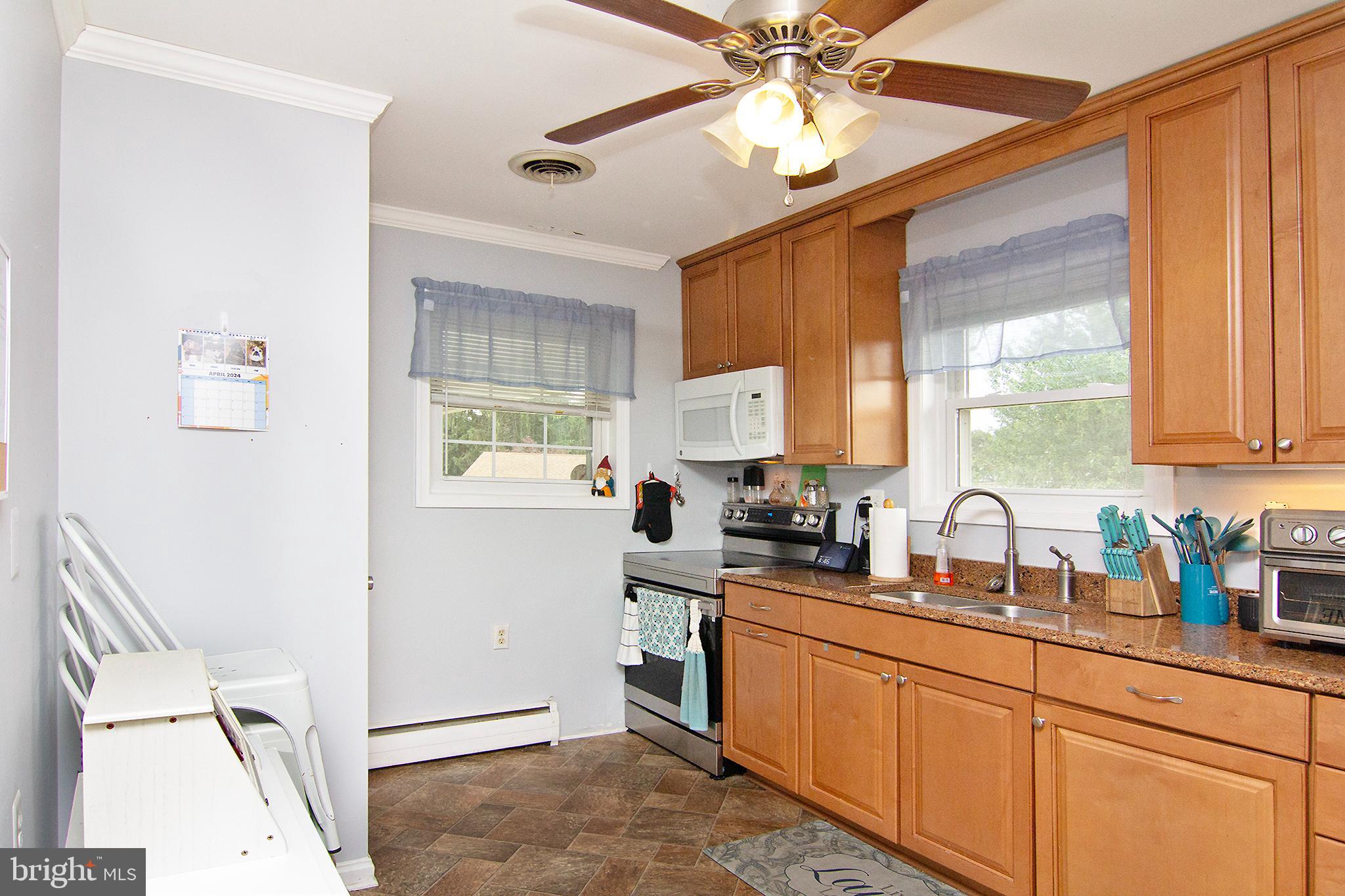 4514 Salem Bottom Road Westminster, MD 21157 - Photo 7 of 46 Gallery Image 7