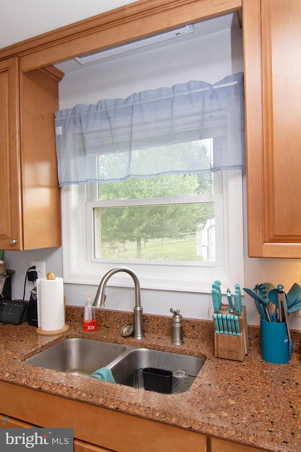 4514 Salem Bottom Road Westminster, MD 21157 - Photo 8 of 46 Gallery Image 8