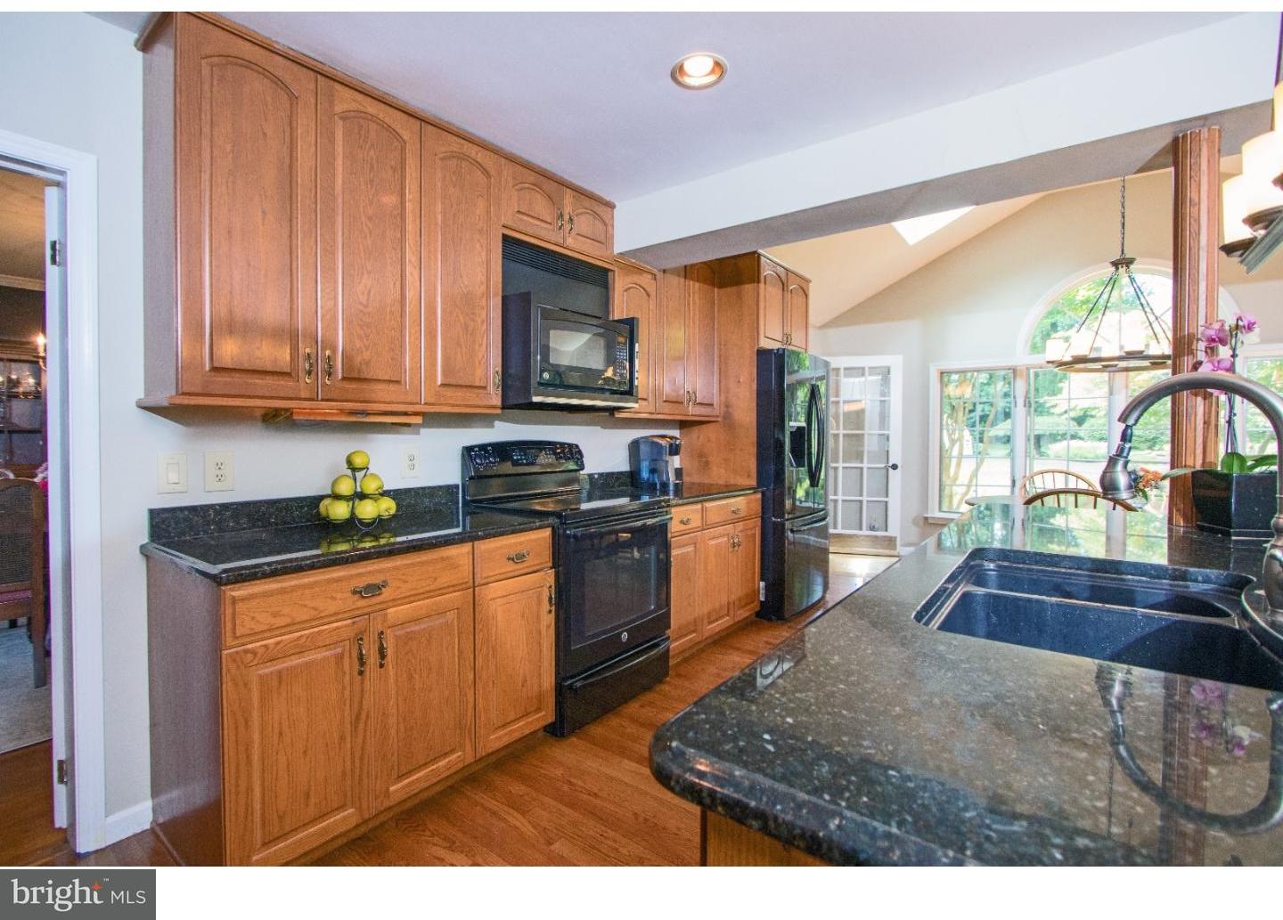 14 Cambridge Road Downingtown, PA 19335 - Photo 7 of 25 Kitchen