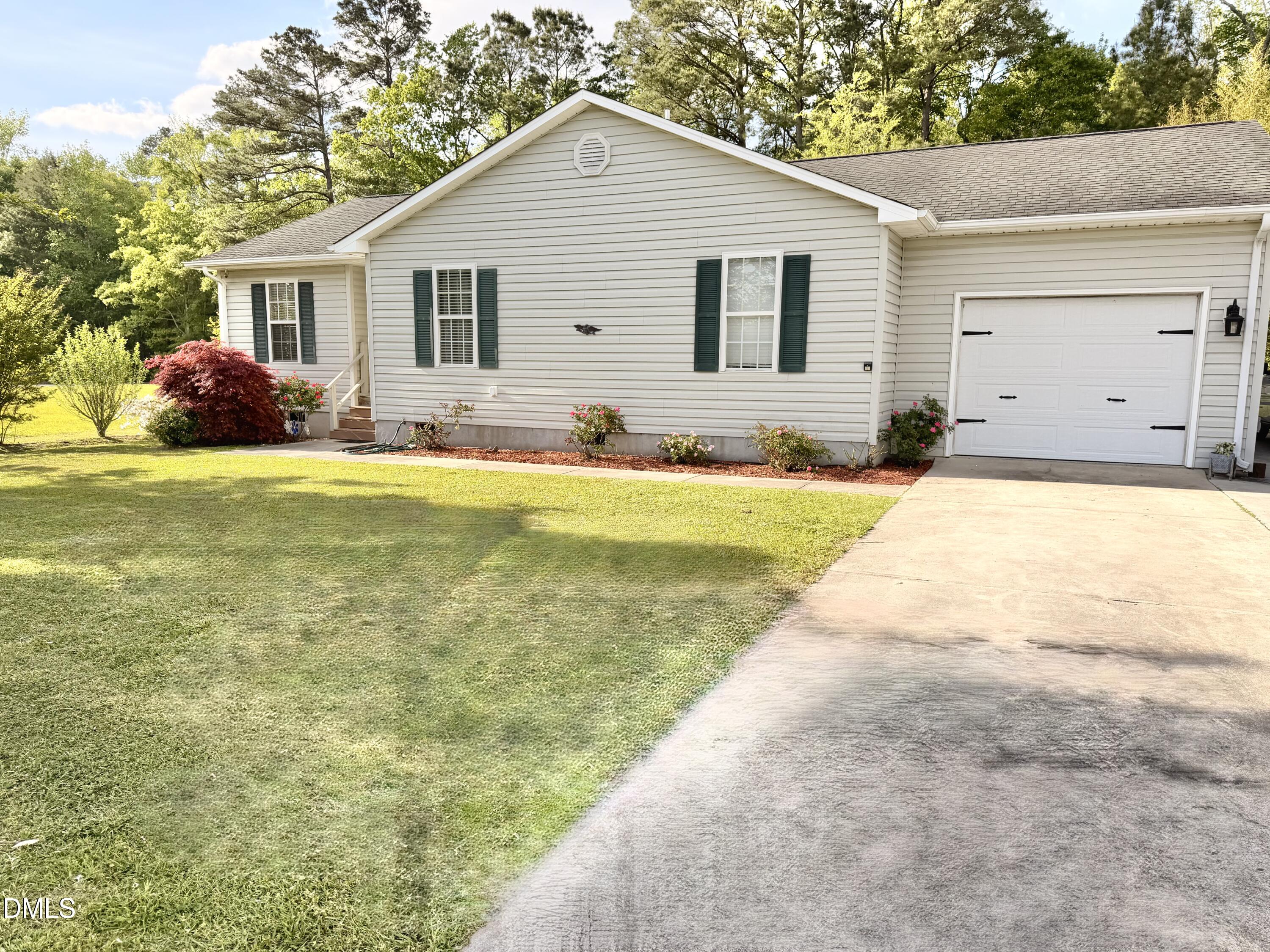707 Blue Jean Road Whiteville, NC 28472 - Photo 1 of 22