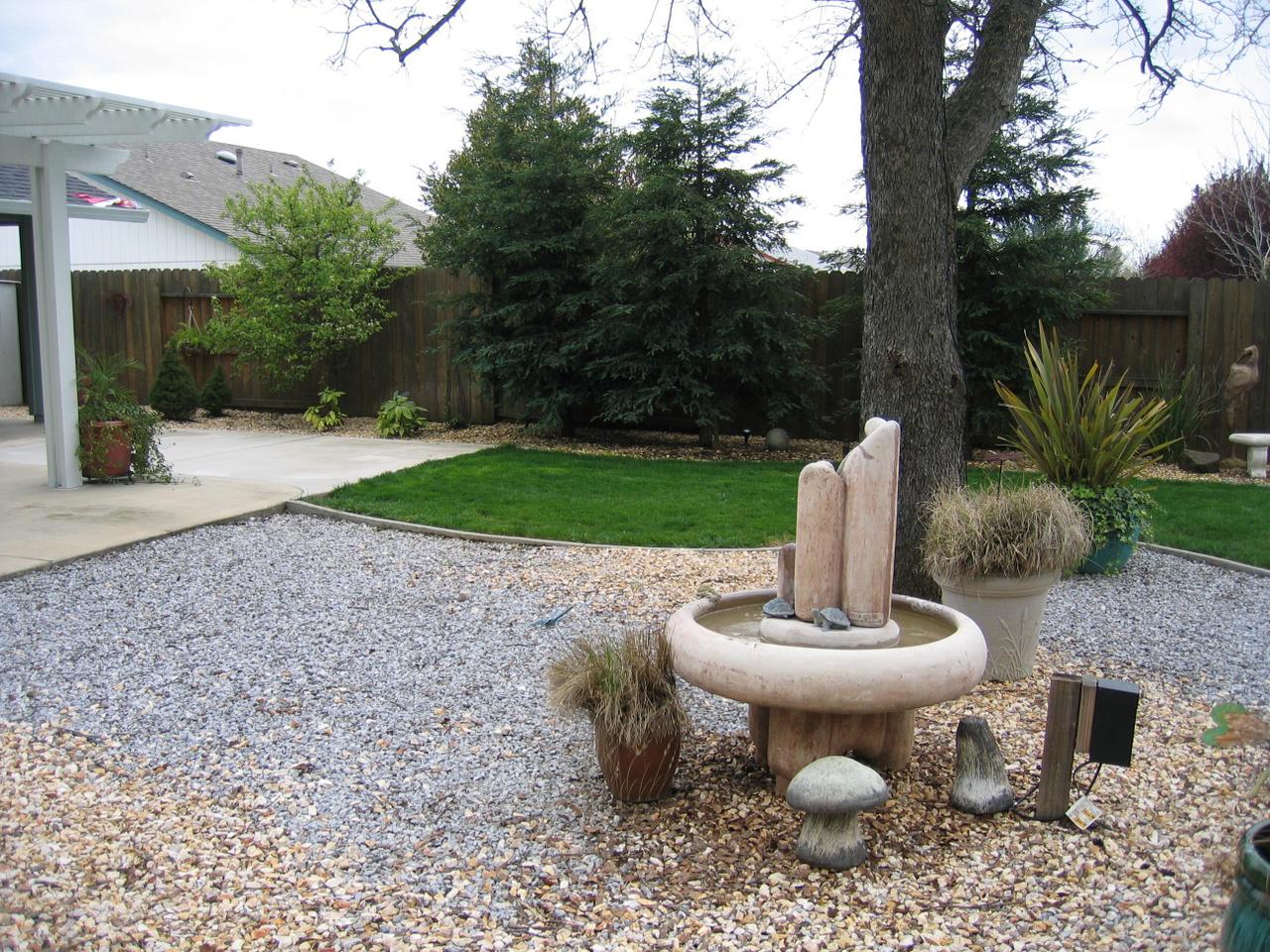 1902 Airstrip Road Redding, CA 96003 - Photo 8 of 16 Backyard