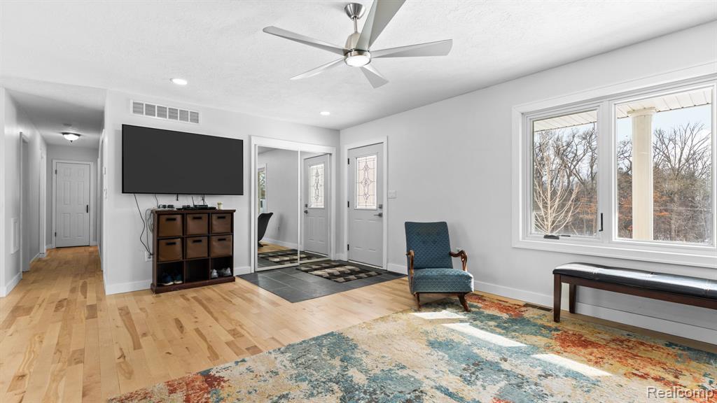 19750 Ivey Road Chelsea, MI 48118 - Photo 11 of 45 Gallery Image 11