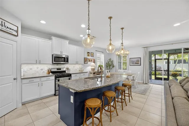 $463,900 | 6313 Sunsail Place, Apollo Beach, FL 33572