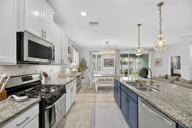 $463,900 | 6313 Sunsail Place, Apollo Beach, FL 33572