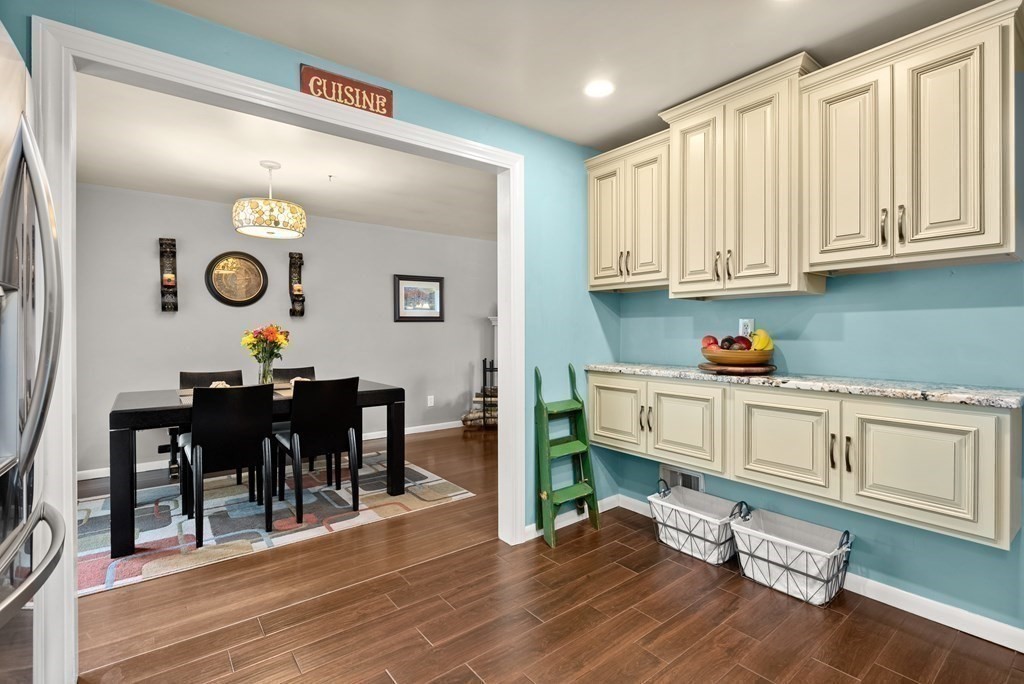 4 Westview Road Framingham, MA 01701 - Photo 5 of 29 Gallery Image 5
