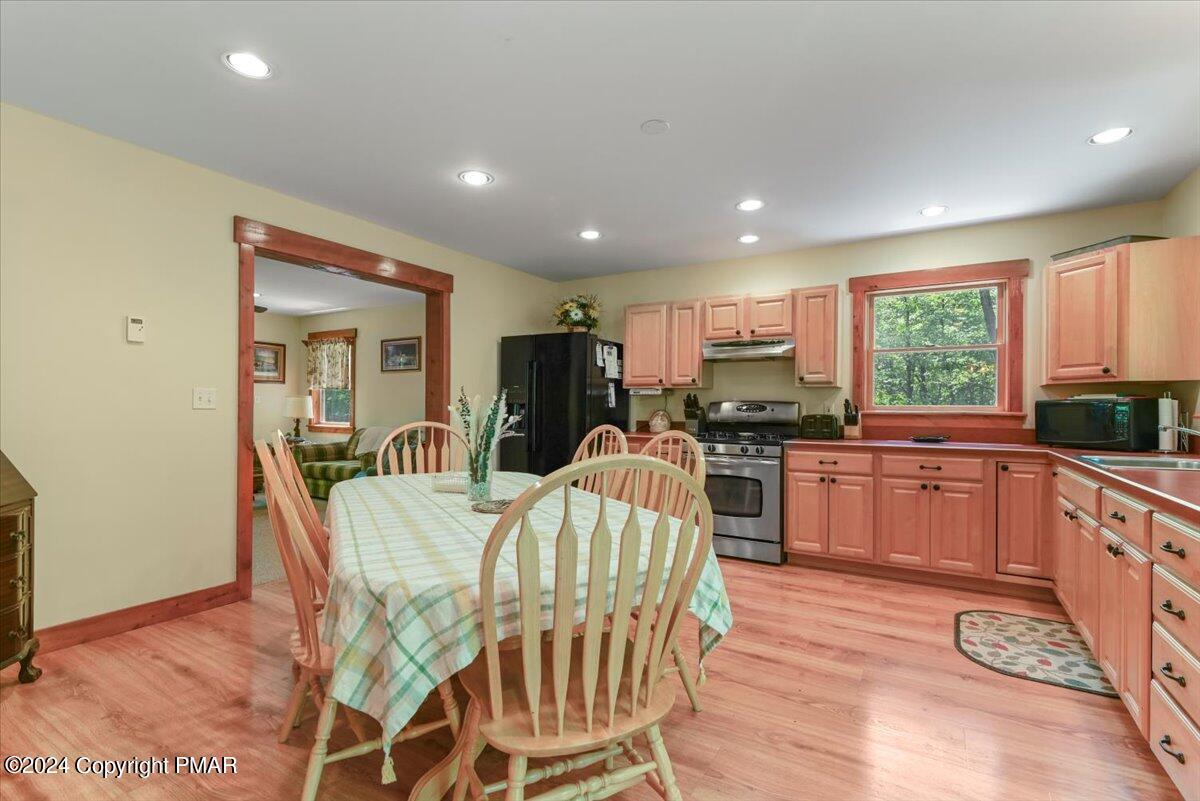 132 Reynolds Road Albrightsville, PA 18210 - Photo 12 of 66 13-Photo May 22 2024, 12 21 25 PM