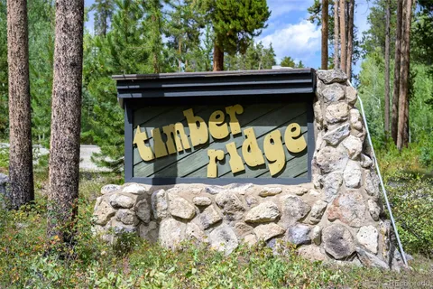 a view of an outdoor space