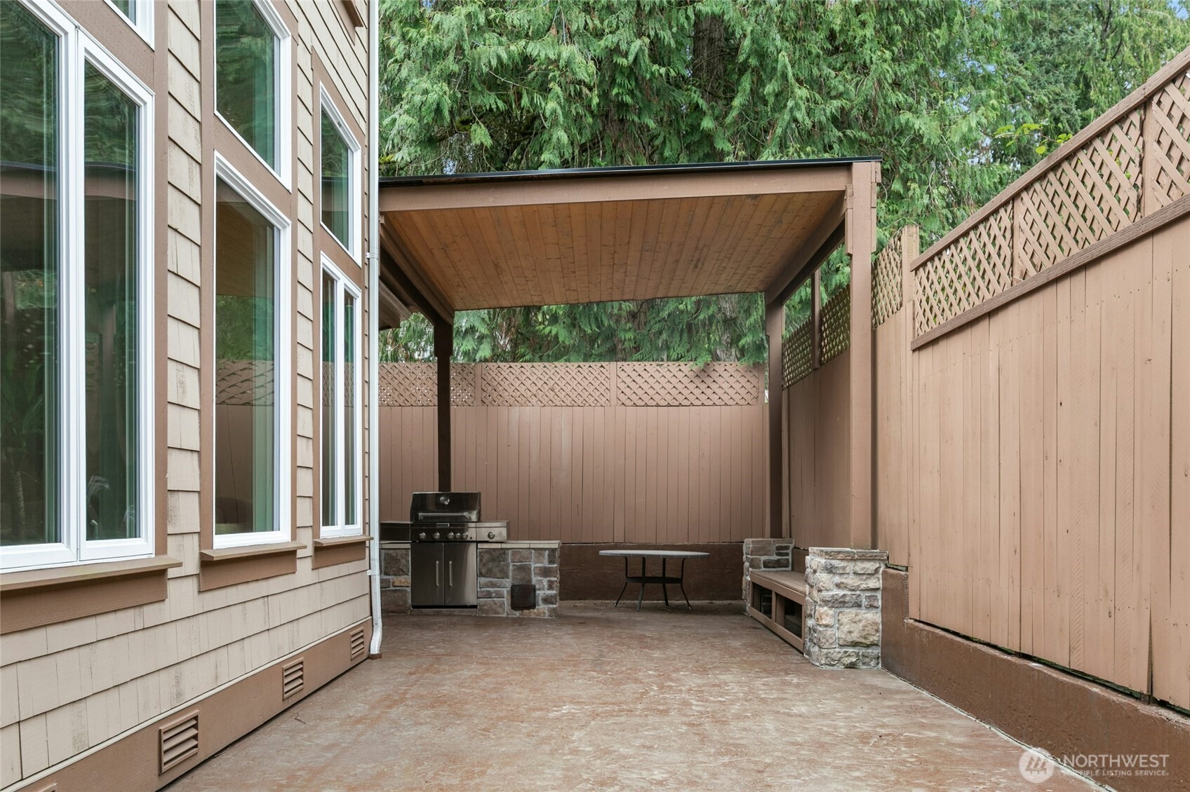 18634 92nd Avenue Northeast Bothell, WA 98011 - Photo 38 of 40