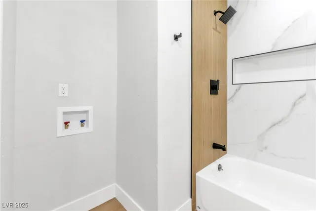 $1,600 | 4770 South Topaz Street, Unit 31, Las Vegas, NV 89121