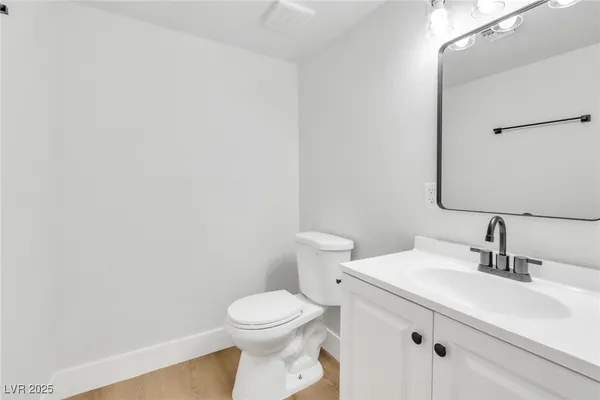 $1,600 | 4770 South Topaz Street, Unit 31, Las Vegas, NV 89121