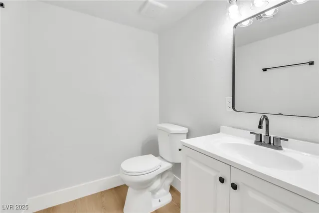 $1,600 | 4770 South Topaz Street, Unit 31, Las Vegas, NV 89121