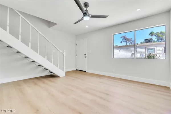 $1,600 | 4770 South Topaz Street, Unit 31, Las Vegas, NV 89121