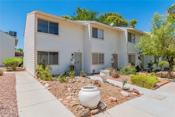 $1,600 | 4770 South Topaz Street, Unit 31, Las Vegas, NV 89121