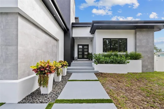 $13,500 | 3624 South Gardenia Avenue, Unit A, Tampa, FL 33629