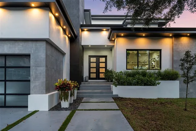 $13,500 | 3624 South Gardenia Avenue, Unit A, Tampa, FL 33629