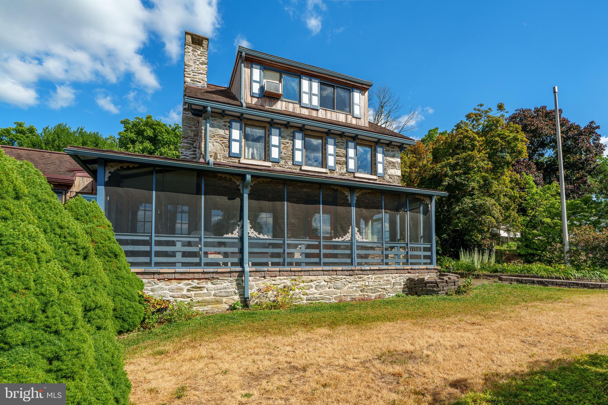 701 Bridge Valley Road Pequea, PA 17565 - Photo 4 of 91 a front view of a house with a yard