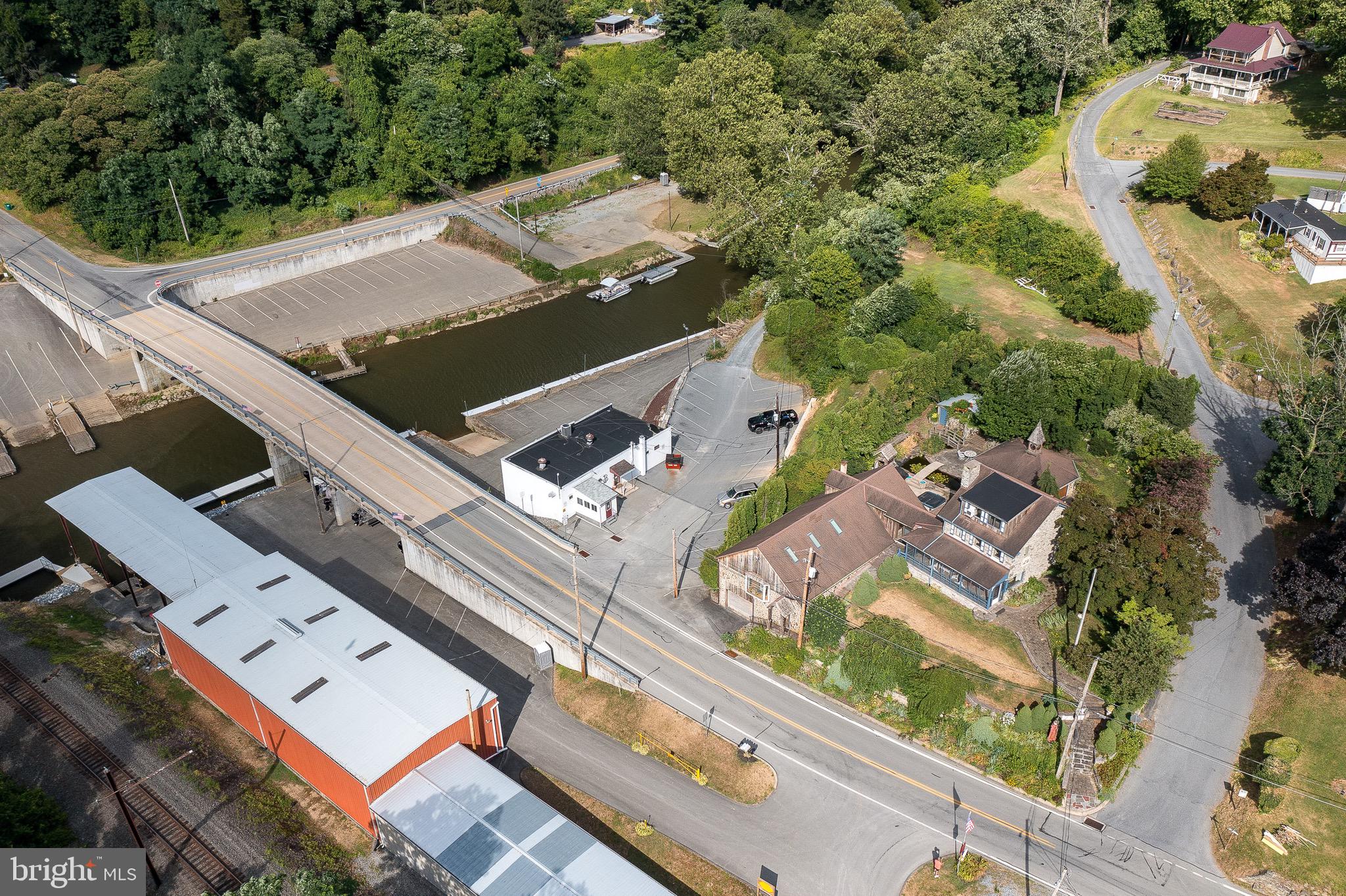 701 Bridge Valley Road Pequea, PA 17565 - Photo 85 of 91 an aerial view of a house with a yard