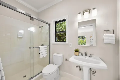 $4,588,000 | 135 Newton Drive, Burlingame, CA 94010