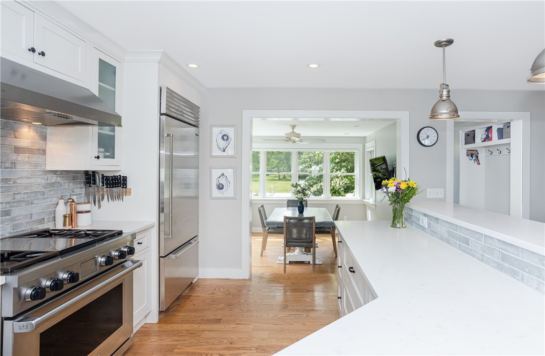 74 Therien Road Portsmouth, RI 02871 - Photo 11 of 50