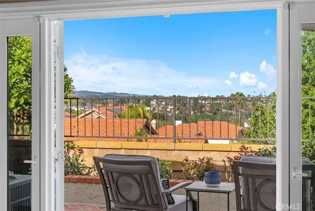 $1,350,000 | 27221 Delemos, Mission Viejo, CA 92692