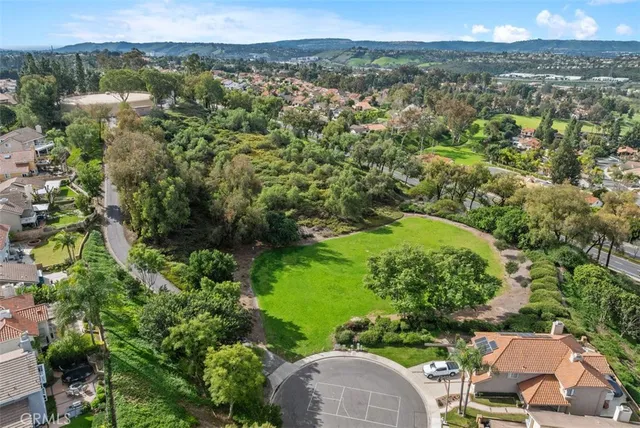 $1,350,000 | 27221 Delemos, Mission Viejo, CA 92692