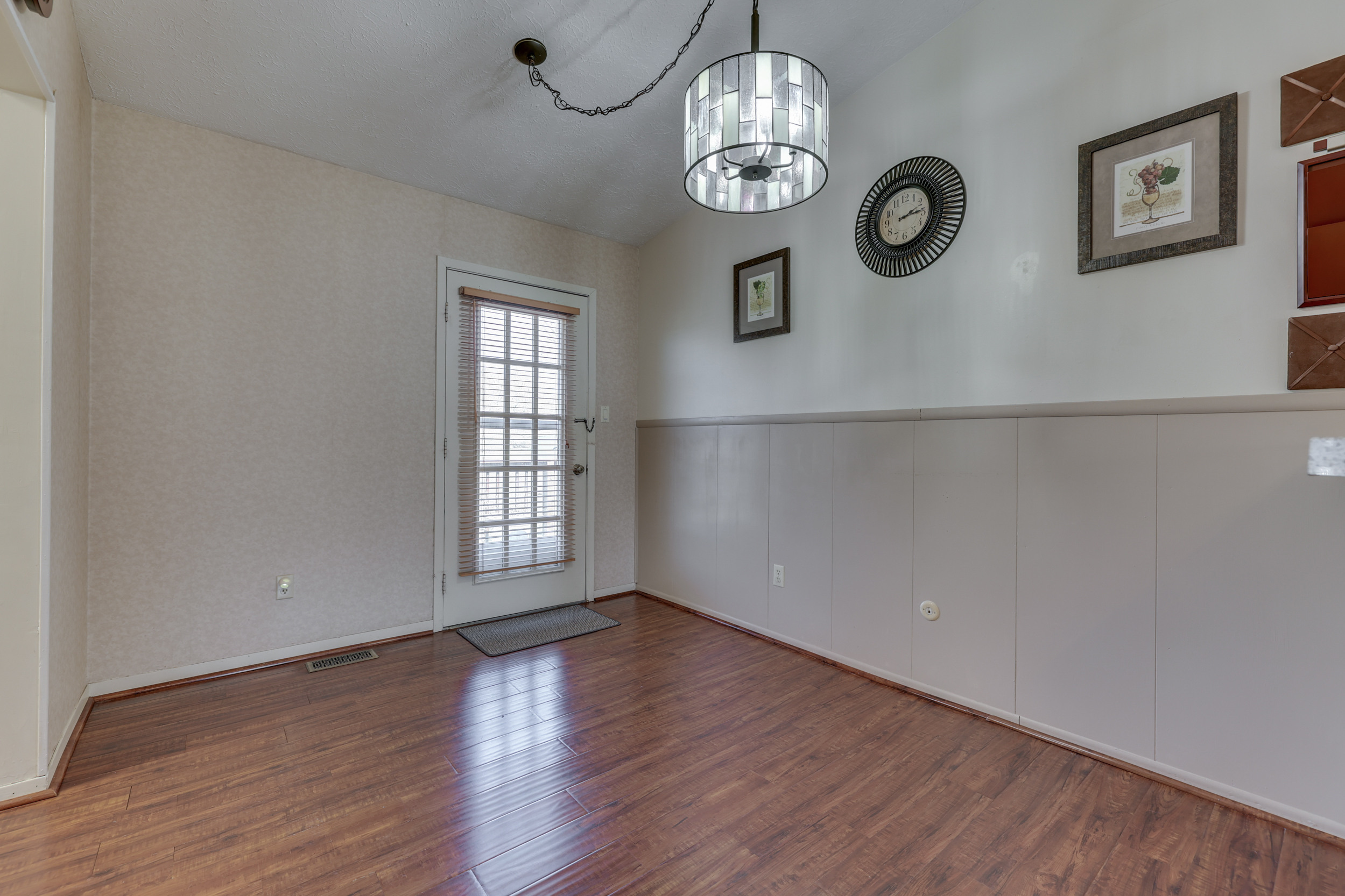 1166 Pilgrim Road Greenwood, IN 46142 - Photo 12 of 27 Gallery Image 12