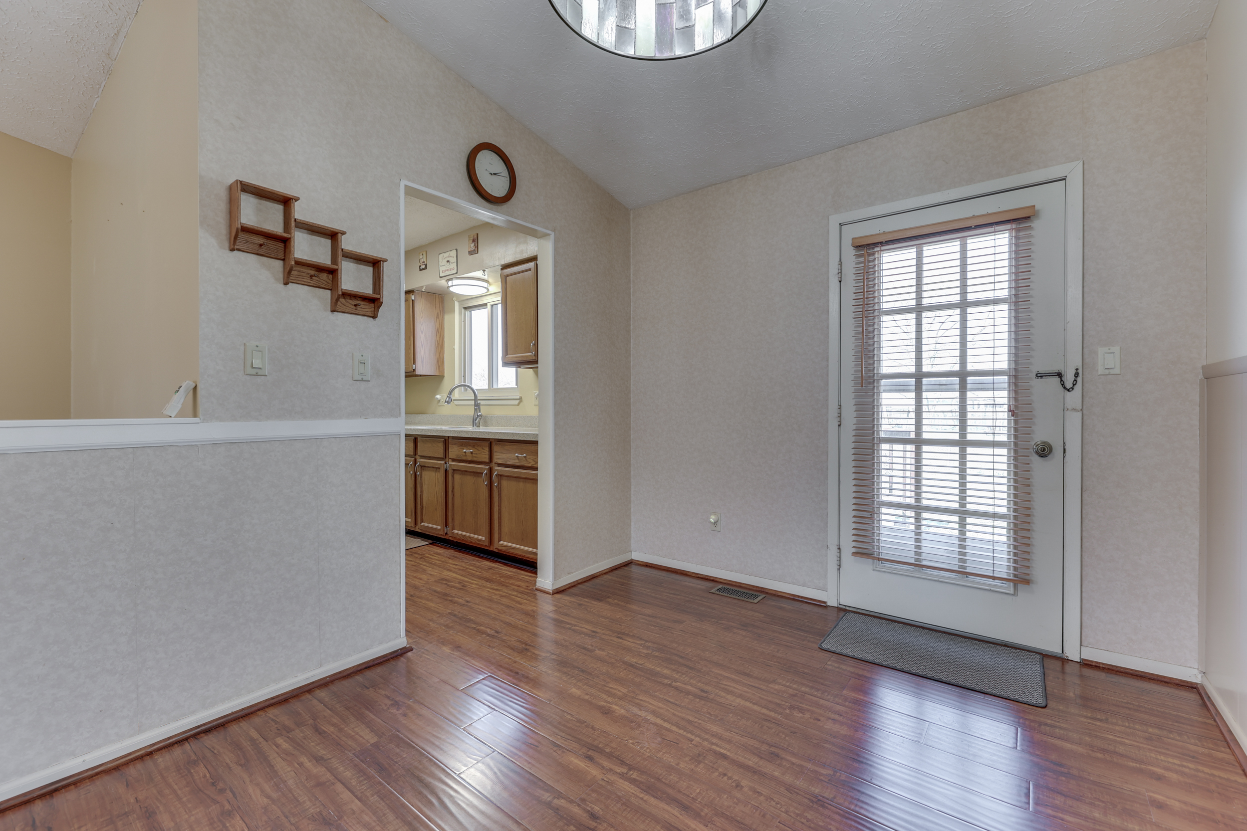 1166 Pilgrim Road Greenwood, IN 46142 - Photo 13 of 27 Gallery Image 13