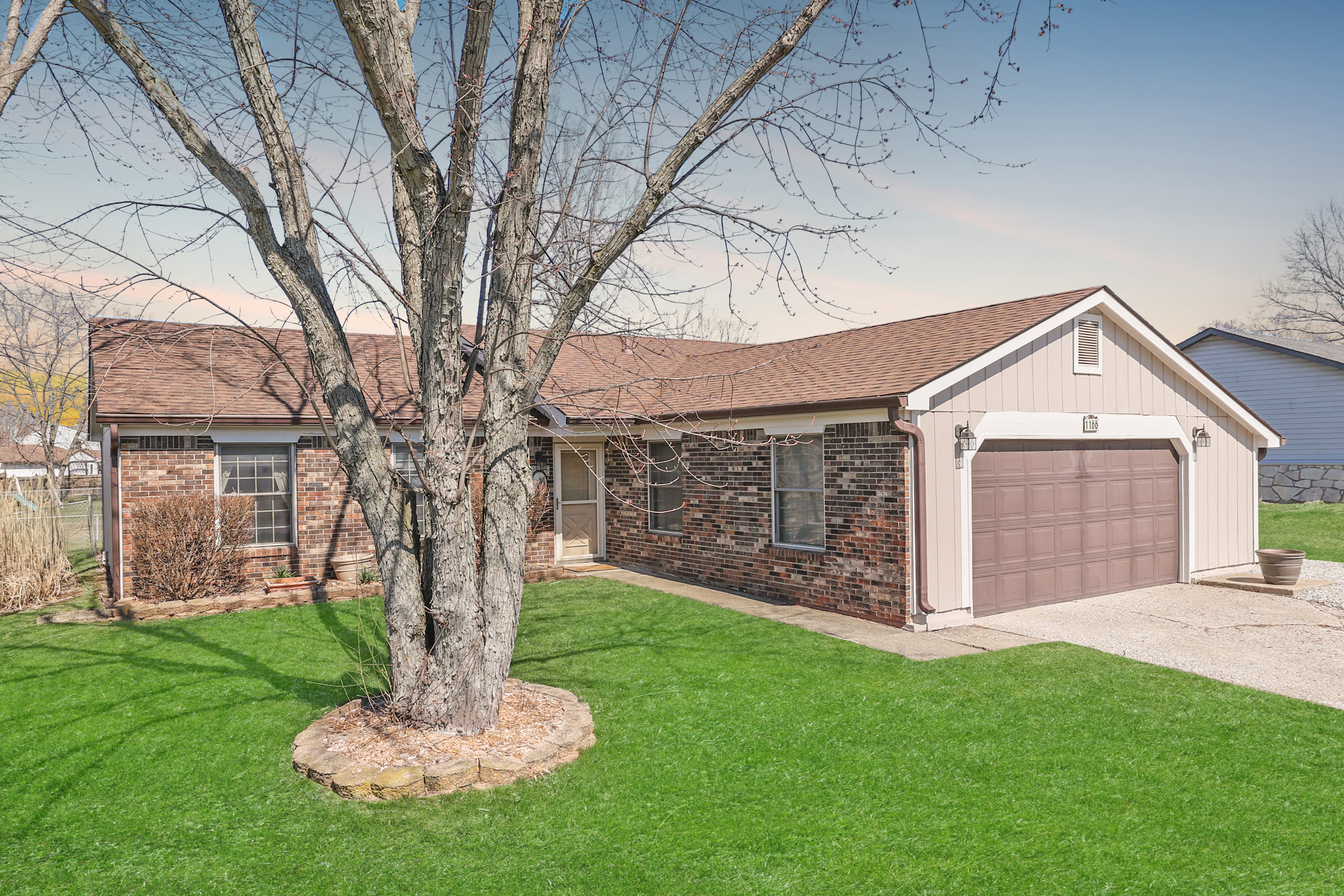 1166 Pilgrim Road Greenwood, IN 46142 - Photo 2 of 27 Gallery Image 2