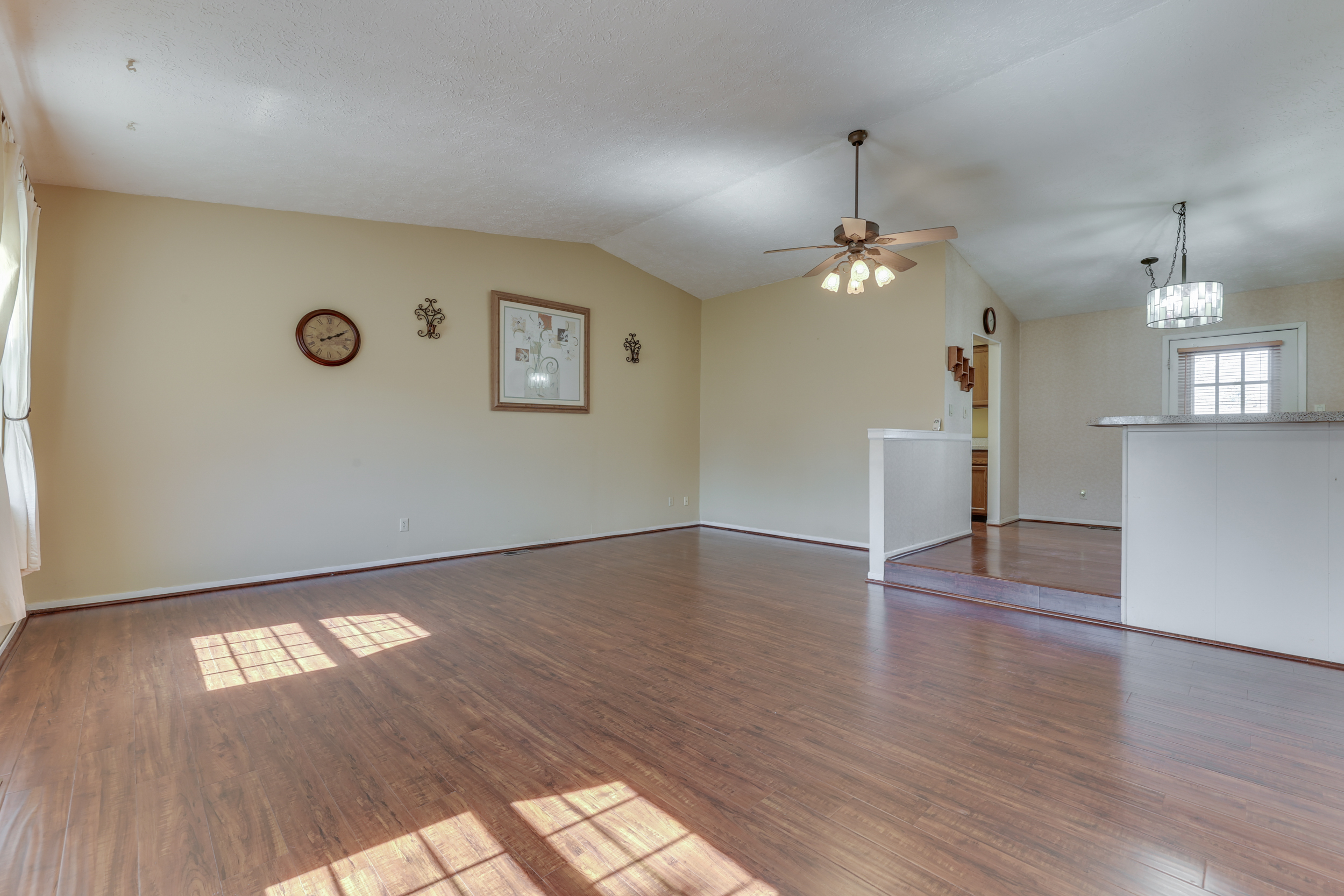 1166 Pilgrim Road Greenwood, IN 46142 - Photo 8 of 27 Gallery Image 8