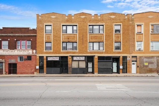 $550,000 | 351-355 South Cicero Avenue, Chicago, IL 60644