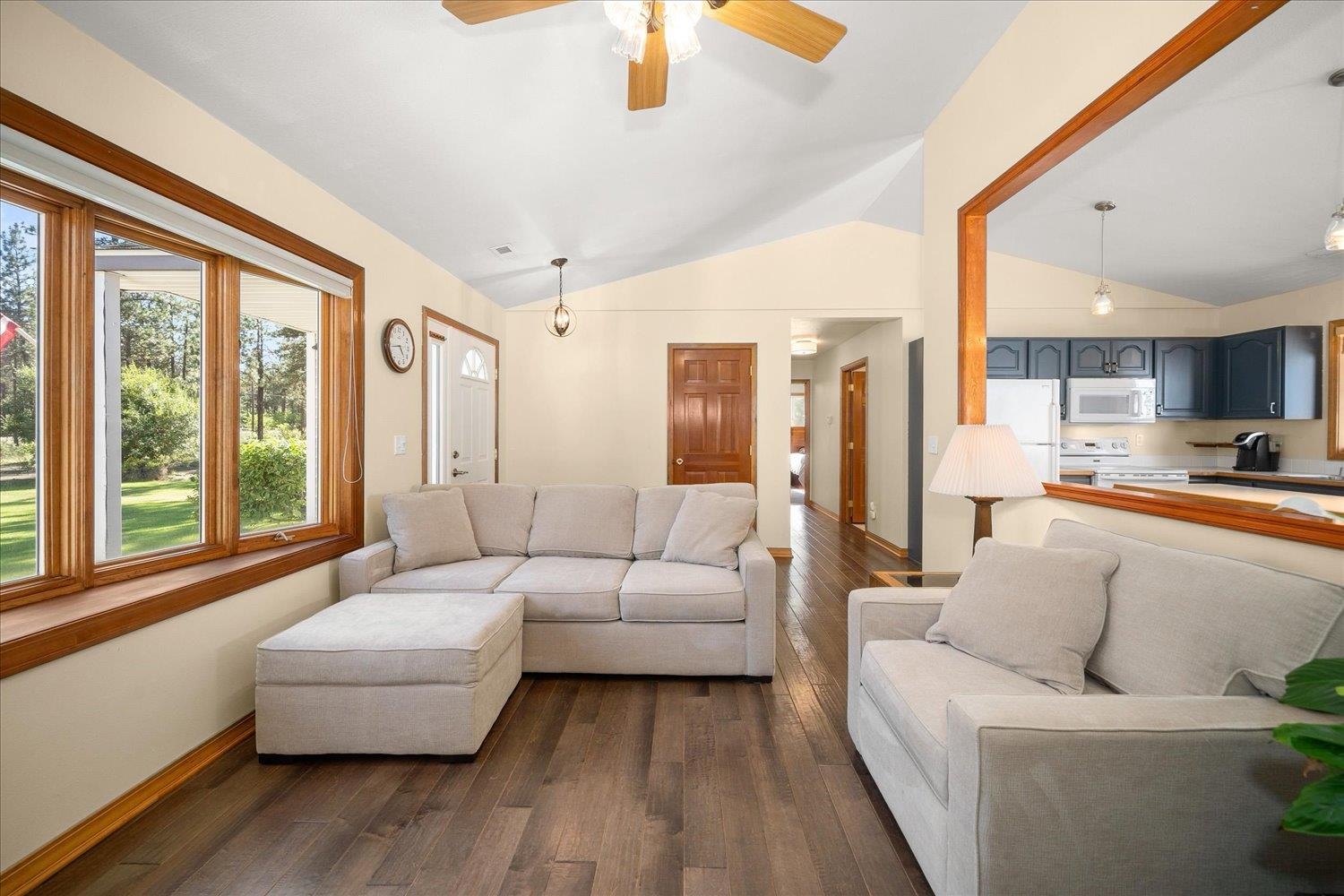 6912 West Melville Road Cheney, WA 99004 - Photo 3 of 41 Gallery Image 3